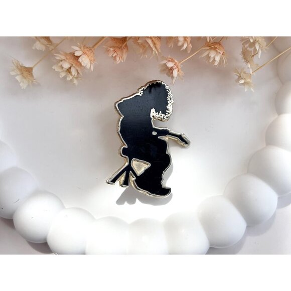 Guitarist Silver & Black Vintage Seated "I got my way and you got yours" Pin - Picture 2 of 9